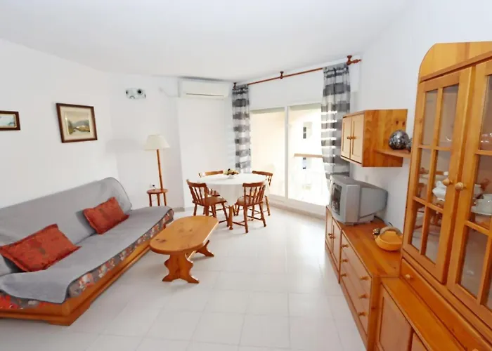 R-6048 Avenida Habaneras Torrevieja